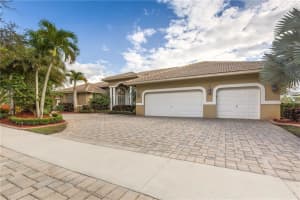 146 Dockside Cir, Weston, FL 33327, Sold 04/15/20