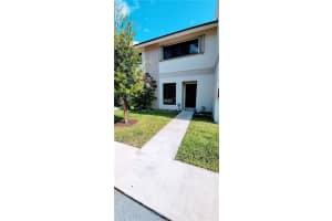 2700 S Oakland Forest Dr, Oakland Park, FL 33309, Sold 04/24/20