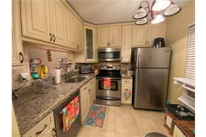 5560 Lakeside Dr, Margate, FL 33063, Sold 05/22/20