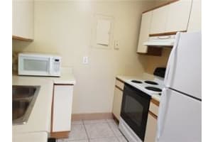 8913 NW 28th Dr, Coral Springs, FL 33065, Sold 06/16/20