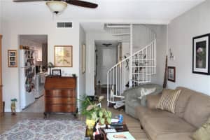 650 Tennis Club Dr, Fort Lauderdale, FL 33311, Sold 03/20/20