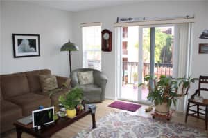 650 Tennis Club Dr, Fort Lauderdale, FL 33311, Sold 03/20/20