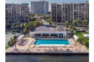 400 Leslie Dr, Hallandale Beach, FL 33009, Sold 06/26/20