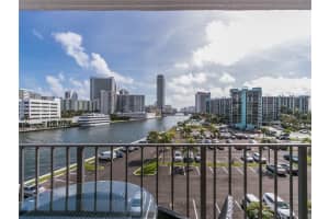 400 Leslie Dr, Hallandale Beach, FL 33009, Sold 06/26/20