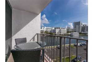 400 Leslie Dr, Hallandale Beach, FL 33009, Sold 06/26/20