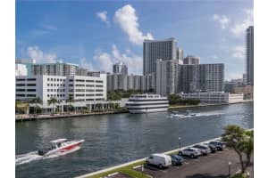 400 Leslie Dr, Hallandale Beach, FL 33009, Sold 06/26/20