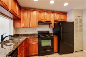 5233 Gate Lake Rd, Tamarac, FL 33319, Sold 05/15/20