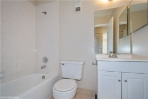 5233 Gate Lake Rd, Tamarac, FL 33319, Sold 05/15/20