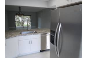 285 SE 10th St #11a, Deerfield Beach, FL 33441, Sold 04/10/20