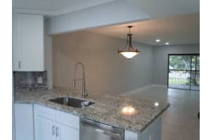 285 SE 10th St #11a, Deerfield Beach, FL 33441, Sold 04/10/20