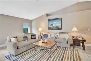 7431 NW 1st Pl, Plantation, FL 33317, Sold 04/09/20