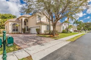 6871 NW 34th St, Margate, FL 33063, Sold 04/22/20