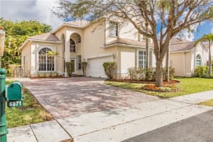 6871 NW 34th St, Margate, FL 33063, Sold 04/22/20