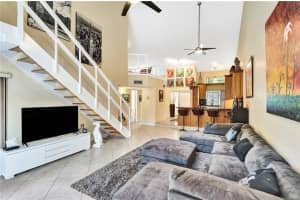 2840 S Oakland Forest Dr, Oakland Park, FL 33309, Sold 04/22/20