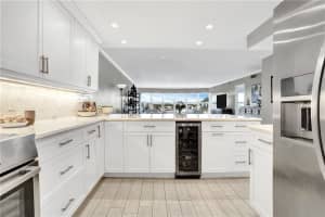 5100 Bayview Dr, Fort Lauderdale, FL 33308, Sold 11/02/20