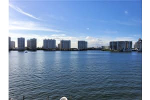 Le Laurier, 17800 N Bay Rd, Sunny Isles Beach, FL 33160, Sold 01/29/21