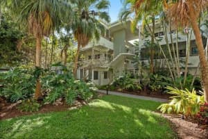 1000 SE 4th St, Fort Lauderdale, FL 33301, Sold 04/03/20