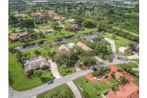 11918 Oak Leaf Dr, Davie, FL 33330, Sold 06/11/20