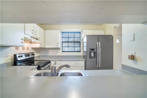 8221 Fairway Rd, Sunrise, FL 33351, Sold 04/15/20