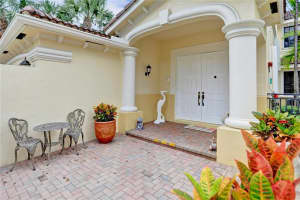 1638 Passion Vine Cir, Weston, FL 33326, Sold 11/05/20