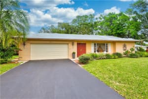 10701 NW 81st St, Tamarac, FL 33321, Sold 07/28/20