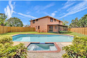 10021 SW 14th St, Pembroke Pines, FL 33025, Sold 04/08/20