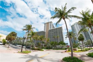 3500 Galt Ocean Dr, Fort Lauderdale, FL 33308, Sold 12/14/20