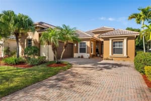 11845 NW 78th Pl, Tamarac, FL 33321, Sold 04/15/20