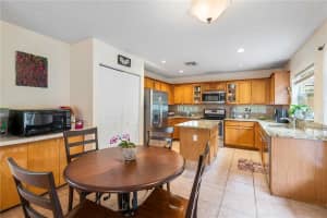 6304 Willoughby Cir, Lake Worth, FL 33463, Sold 05/29/20