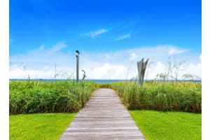 1200 Holiday Dr, Fort Lauderdale, FL 33316, Sold 12/08/20