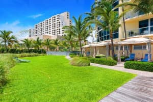 1200 Holiday Dr, Fort Lauderdale, FL 33316, Sold 12/08/20