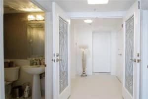 100 S Birch Rd #1704e, Fort Lauderdale, FL 33316, Sold 04/02/20