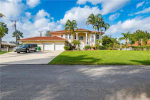 11651 SW 26th Ct, Davie, FL 33330, Sold 11/17/20