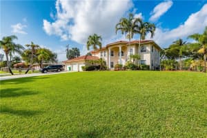 11651 SW 26th Ct, Davie, FL 33330, Sold 11/17/20