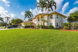 11651 SW 26th Ct, Davie, FL 33330, Sold 11/17/20