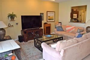 9057 NW 55th St, Sunrise, FL 33351, Sold 03/31/20