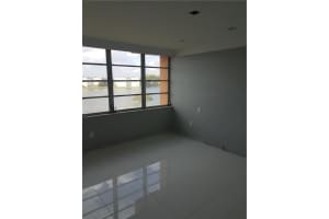 1591 NE Miami Gardens Dr, Miami, FL 33179, Sold 06/22/20