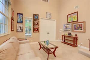 9833 Cobblestone Lakes Ct, Boynton Beach, FL 33472, Sold 10/09/20