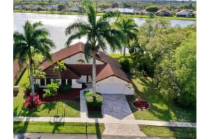 1531 E Oak Knoll Cir, Davie, FL 33324, Sold 11/05/20
