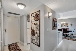 801 S Federal Hwy, Pompano Beach, FL 33062, Sold 05/29/20
