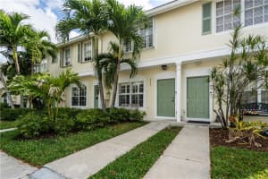 5649 NW 99th Ln, Coral Springs, FL 33076, Sold 04/23/20