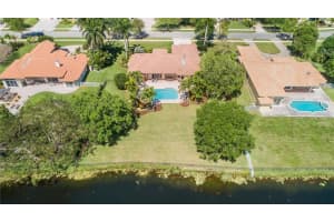 10324 SW 26th St, Davie, FL 33324, Sold 07/08/20