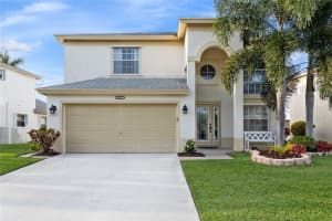 6353 Lansdowne Cir, Boynton Beach, FL 33472, Sold 04/02/20