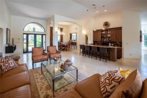 10110 NW 7th St, Plantation, FL 33324, Sold 06/30/20