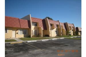 54 Canterbury Ln, Tamarac, FL 33319, Sold 12/24/20