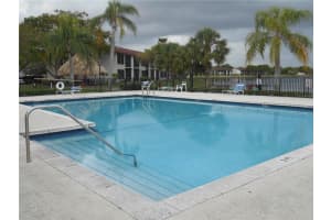 218 Lake Pointe Dr, Oakland Park, FL 33309, Sold 04/17/20