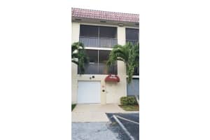 255 S Cypress Rd, Pompano Beach, FL 33060, Sold 06/16/20