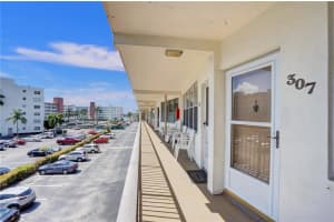3177 S Ocean Dr, Hallandale Beach, FL 33009, Sold 05/12/21