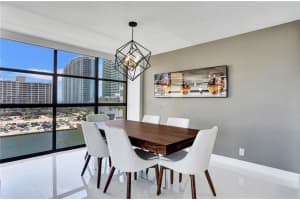 600 Parkview Dr, Hallandale Beach, FL 33009, Sold 08/25/20