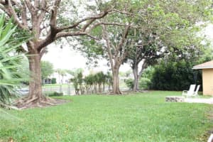 142 Sherwood Dr, Royal Palm Beach, FL 33411, Sold 06/08/20